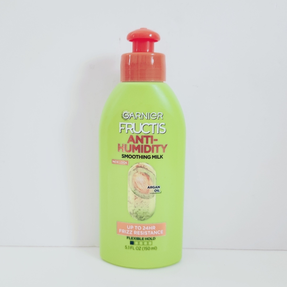 ⭐4/$15 Garnier Fructis Sleek & Shine Anti-Humidity Smoothing Milk